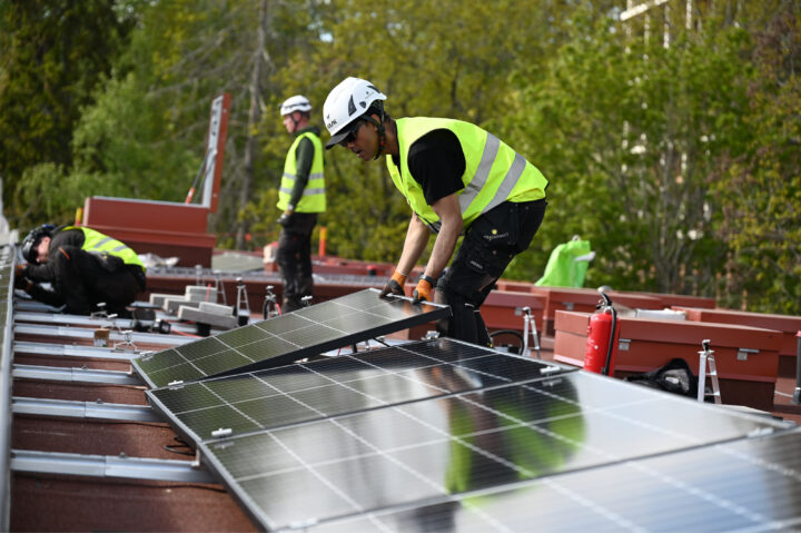 Montera solceller på tak